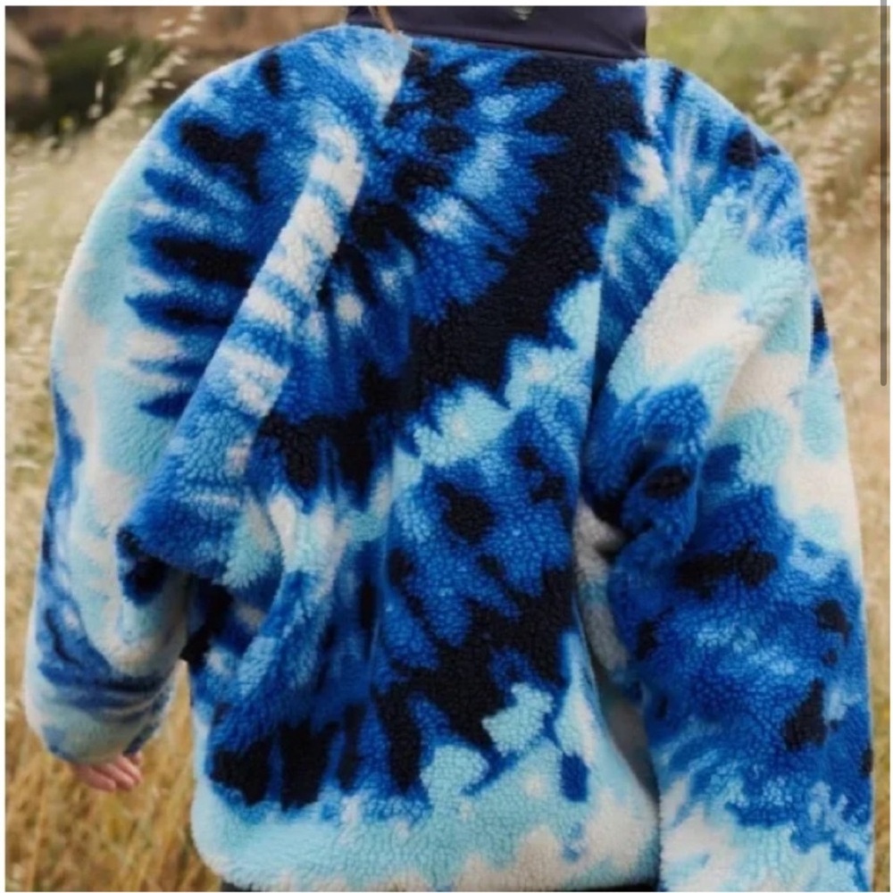 Free People Movement Hit The Slopes Pullover. Size Medium. NWT!!! - Picture 2 of 2